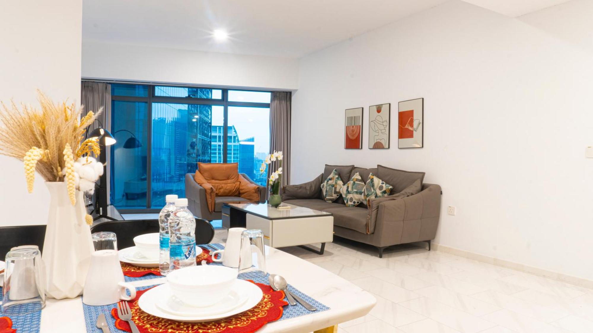 Moonway Suites At Eaton Klcc Kuala Lumpur Exterior photo