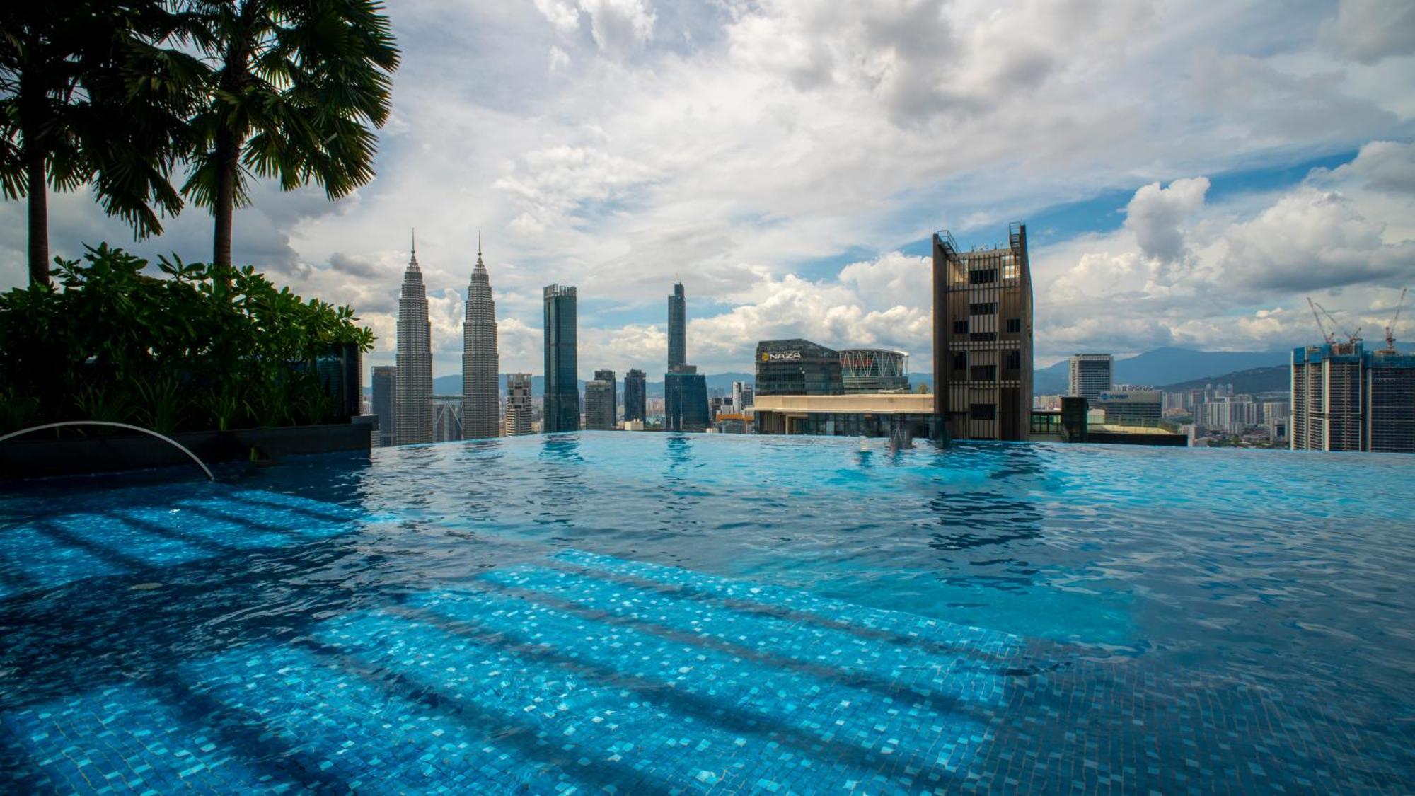 Moonway Suites At Eaton Klcc Kuala Lumpur Exterior photo