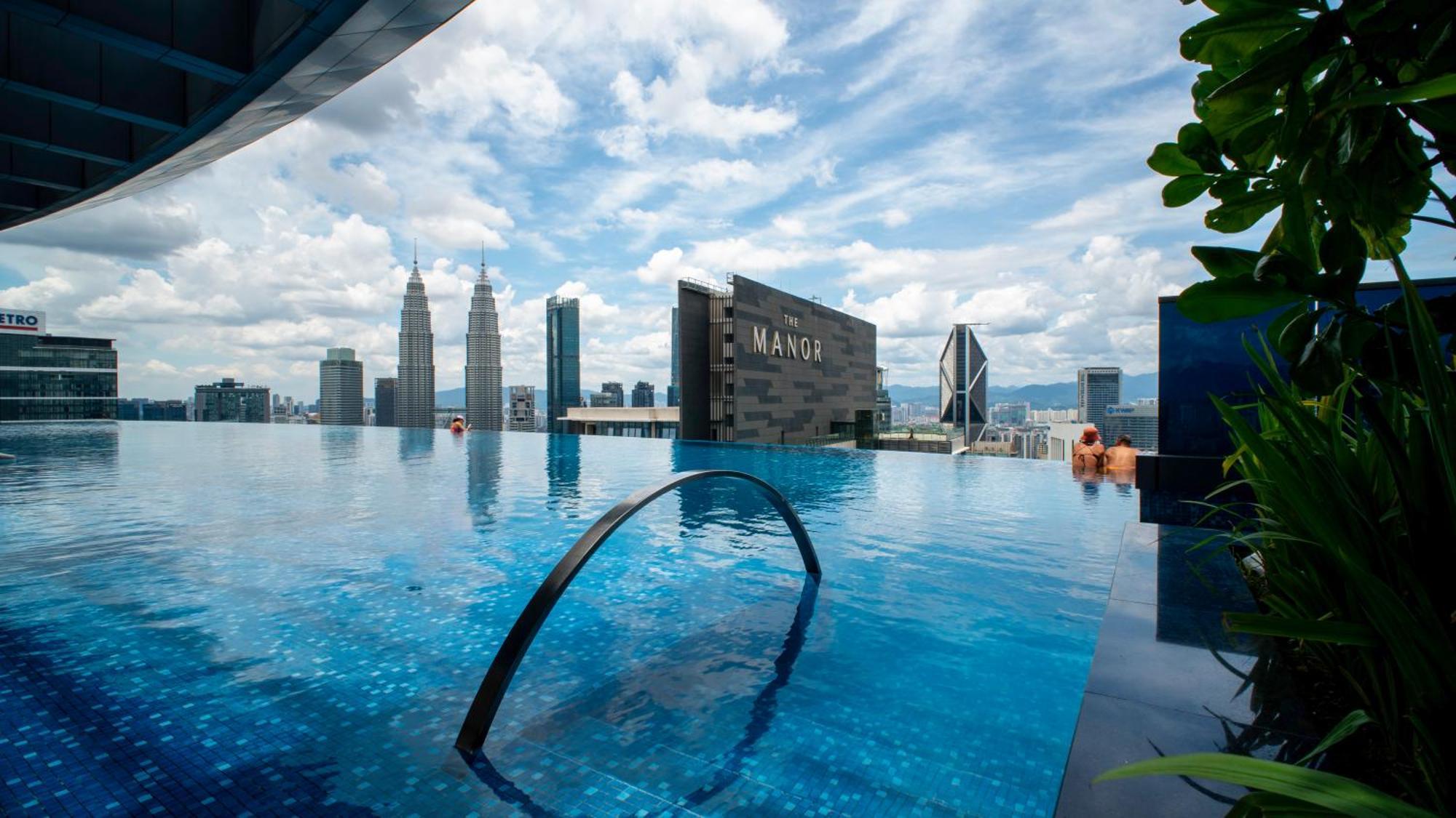 Moonway Suites At Eaton Klcc Kuala Lumpur Exterior photo